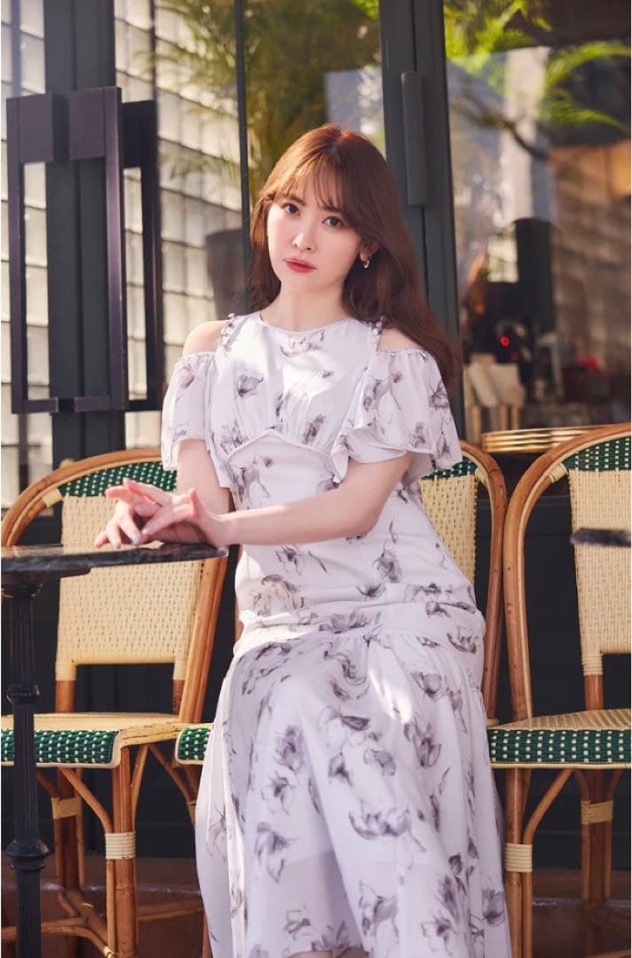 ★最終価格★herlipto☆ Laminak Floral Dress