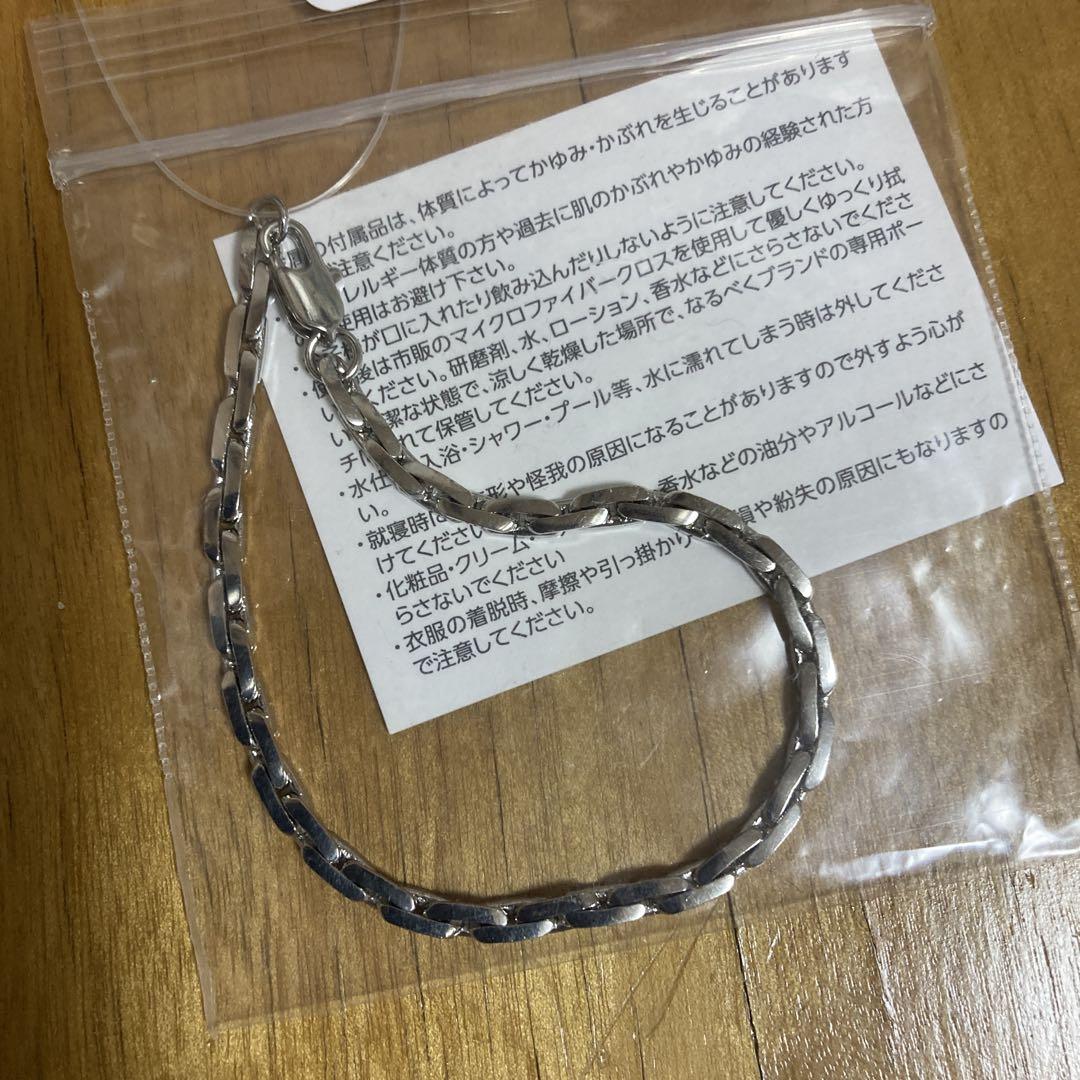 める様ローランバルディブレスレット新品タグ付き める様ローランバルディブレスレット新品タグ付き - メルカリ