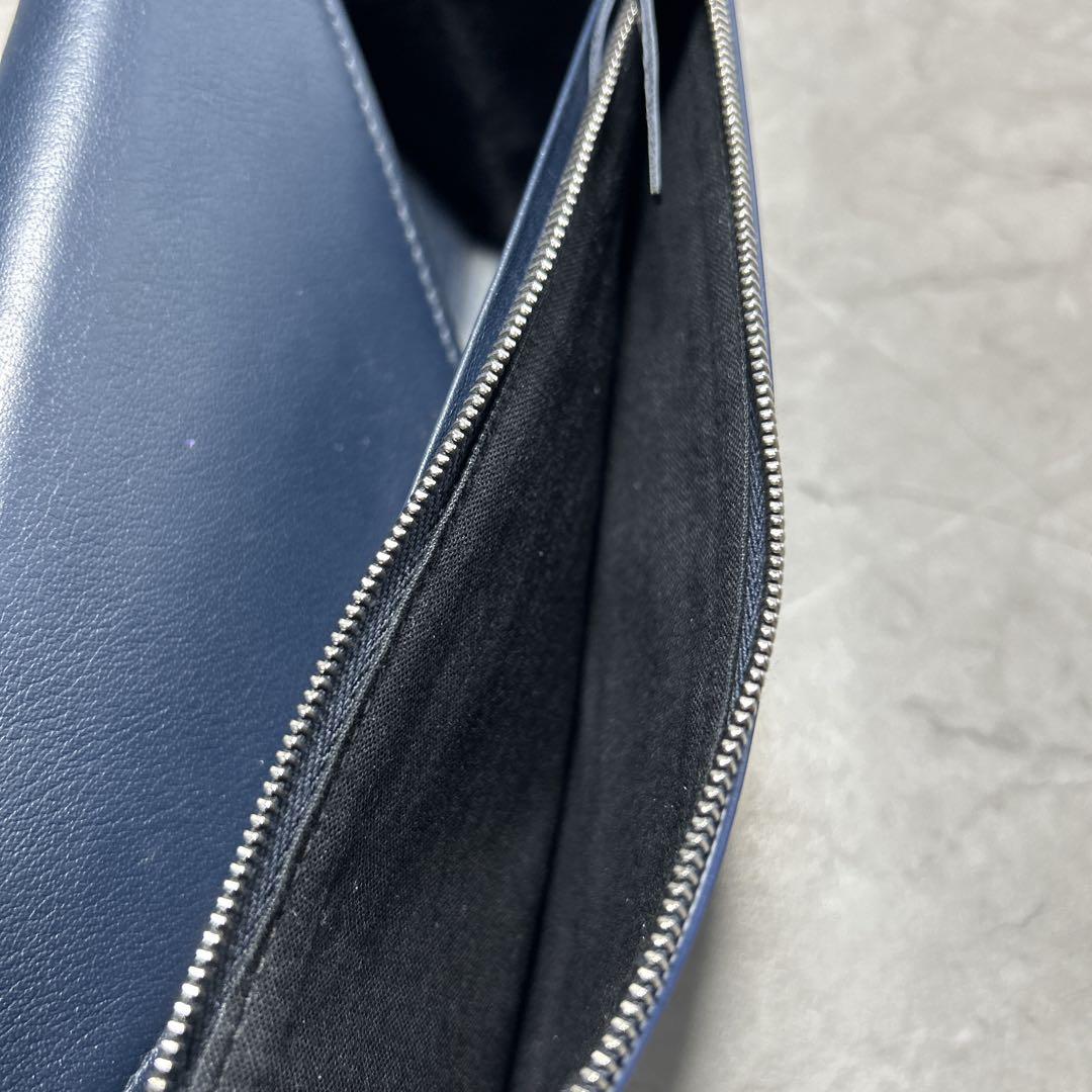 バレンシアガ　長財布