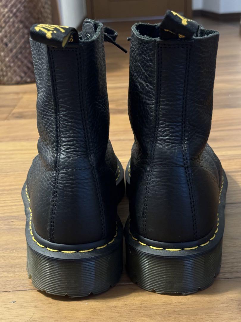 Dr.Martens ブーツ 8ホール GB07W