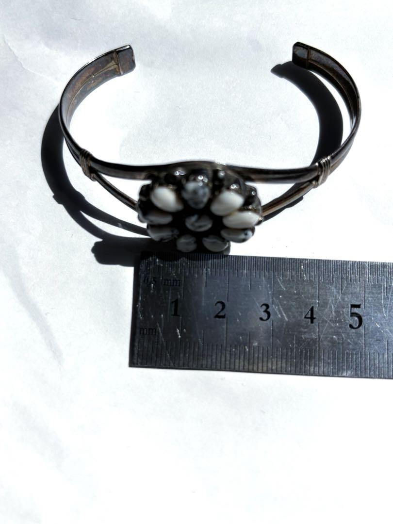 silver925 vintage バングル　ホワイトバッファロー