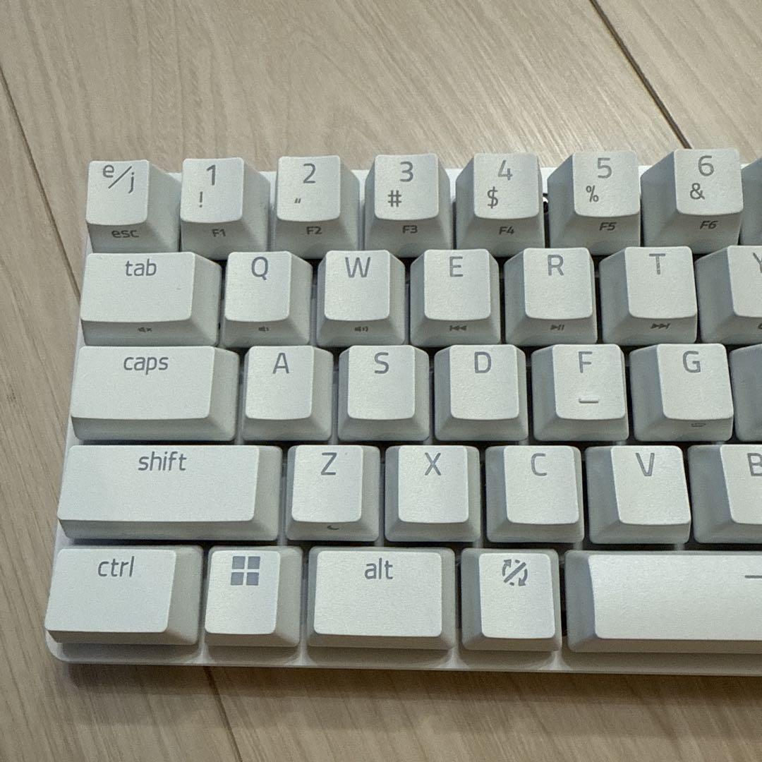 RAZER HUNTSMAN MINI 60% キーボード　赤軸　（有線） RAZER HUNTSMAN MINI 60% キーボード 赤軸 （有線）