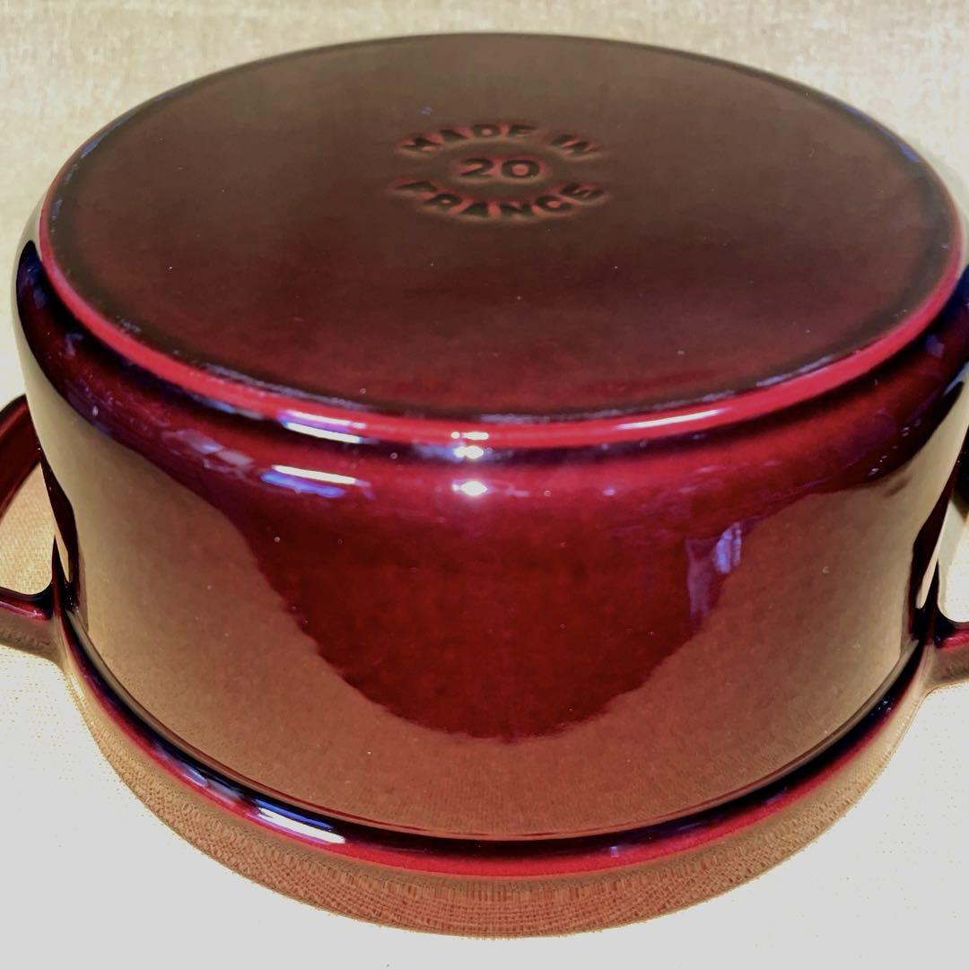早い者勝ち‼️ ホントにきれいです 極美品 STAUB ストウブ 20cm 鉄鍋