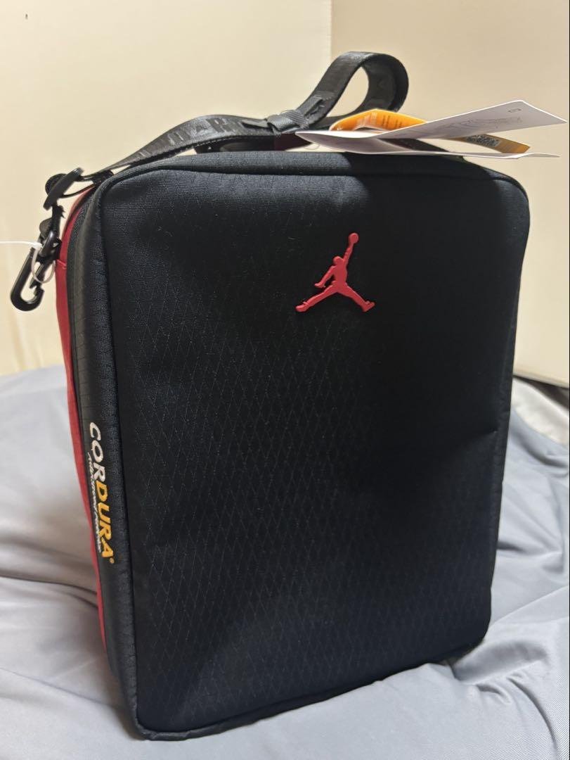 Jordan シューズケース 黒/赤 Amazon | (Jordan)ジョーダン シューズケース Jordan The Shoe