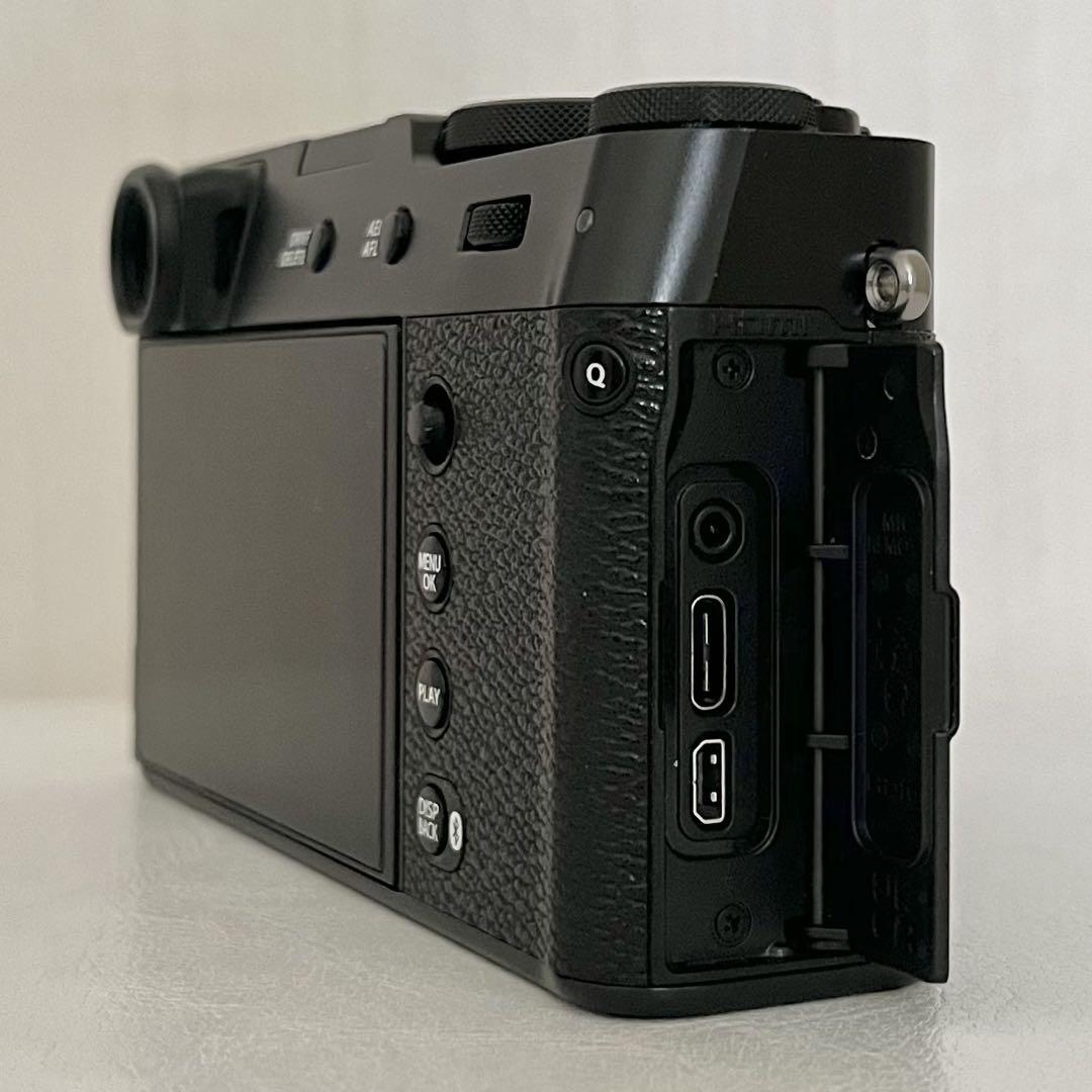 FUJIFILM X100Ⅵ ブラック 多言語対応 6000ショット コンデジ