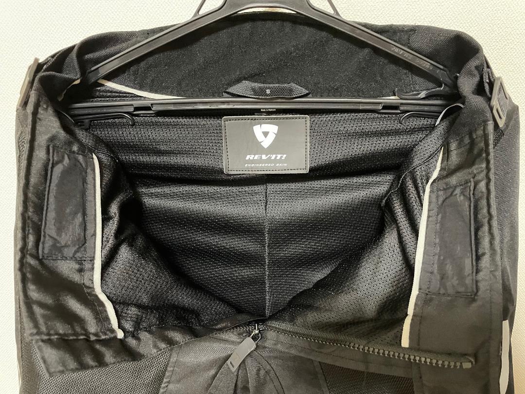 REVIT Airwave ３【夏用バイクパンツ、海外Sサイズ】