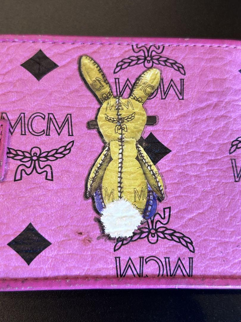 MCM エムシーエム 二つ折り財布 マネークリップ ピンク - メルカリ