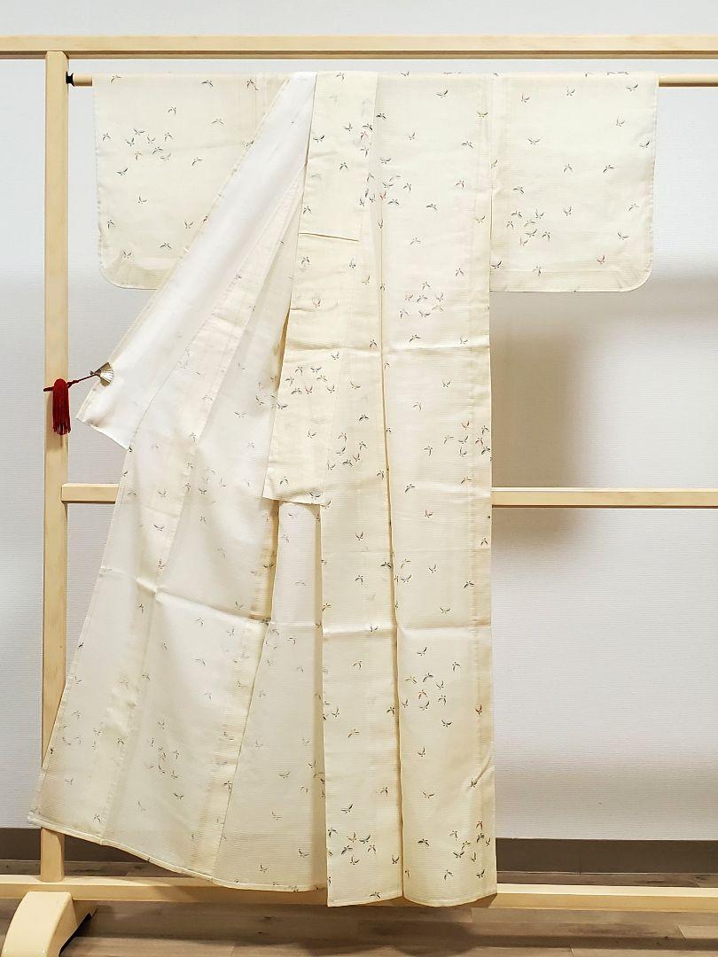 蝶々模様 クリーム色 正絹 薄物 夏用 絽 紗 小紋 着物 33 - メルカリ