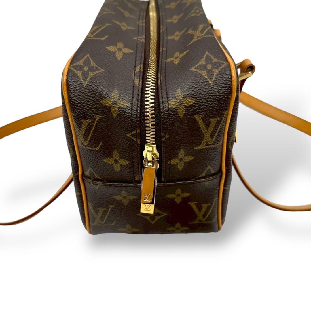 ハンドバッグ トートバッグLOUIS