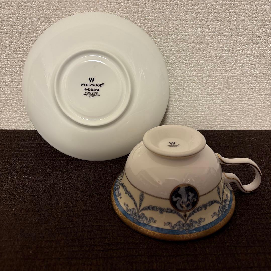 マデリン ピオニー