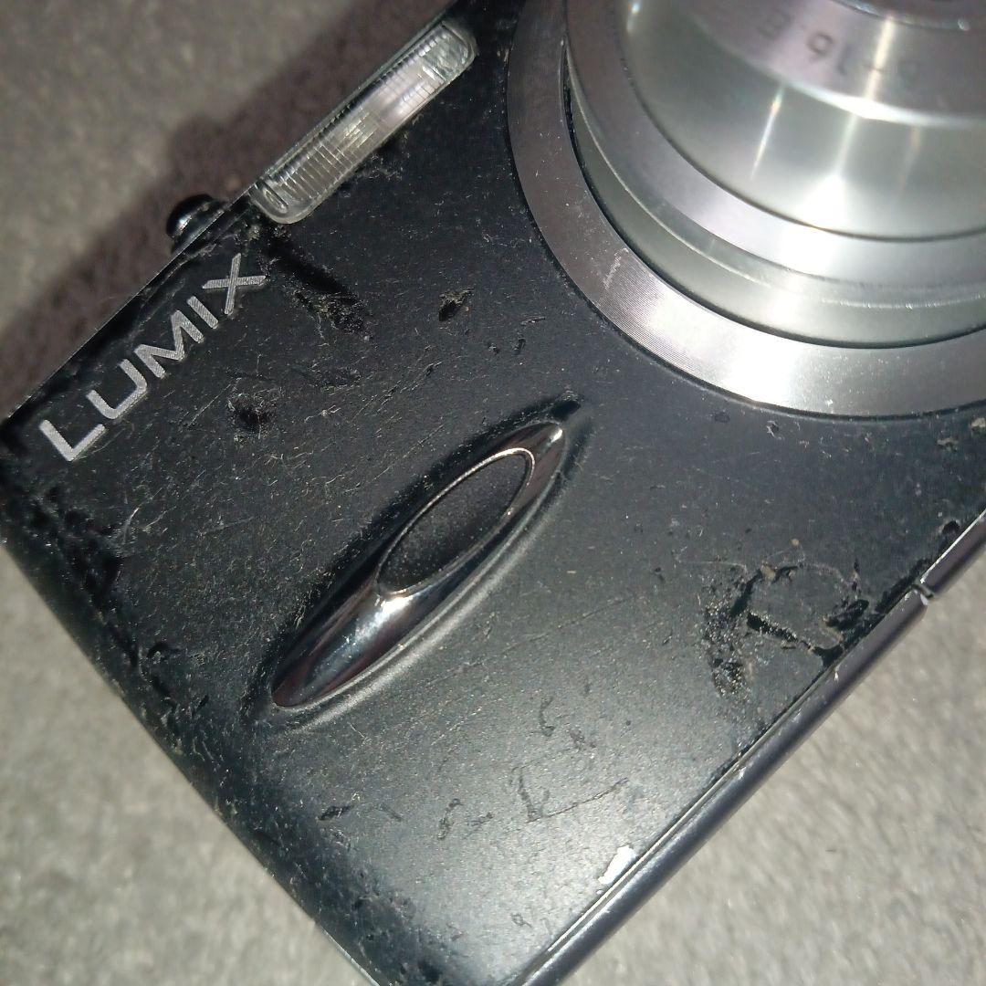 Panasonic　LUMIX　DMC-FX01　コンデジ