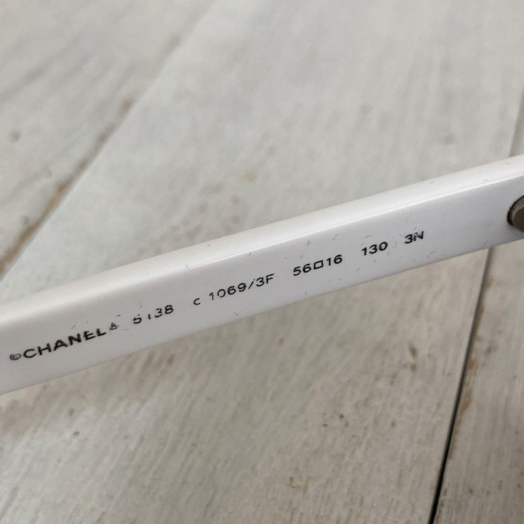 CHANEL シャネル