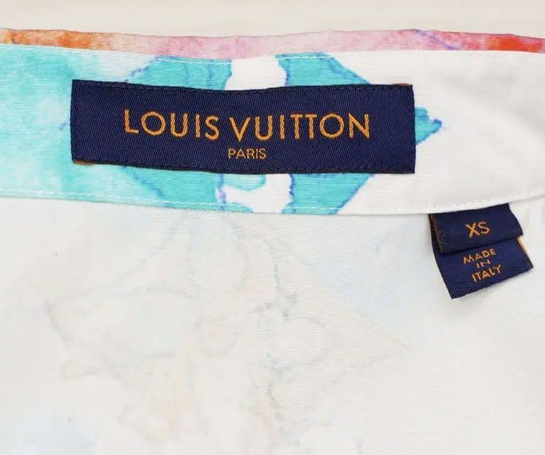 付属品完備　ルイヴィトン  LOUISVUITTON  マルチカラーシャツ