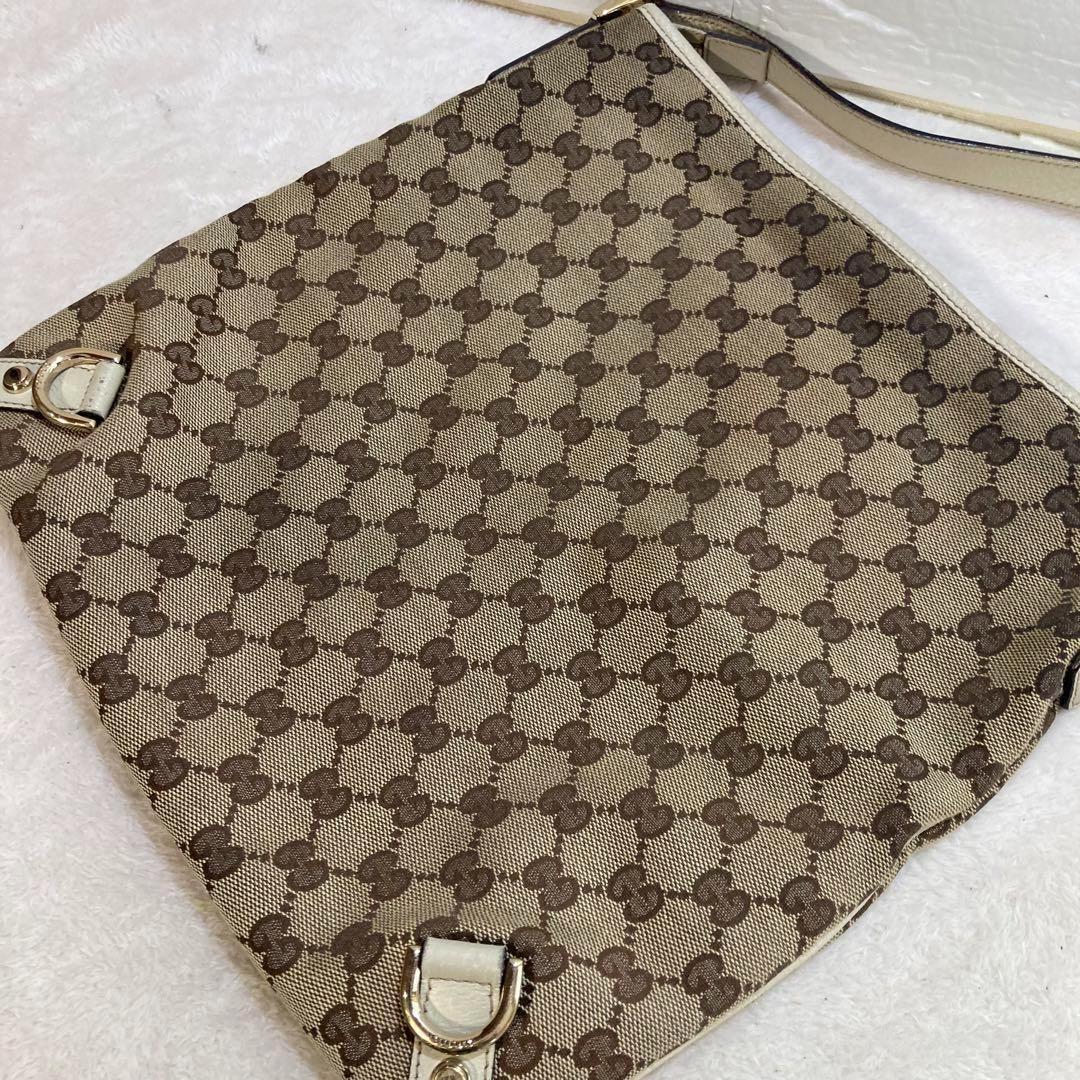美品 GUCCI グッチ ショルダーバッグ 美品 GUCCI グッチ ショルダーバッグ