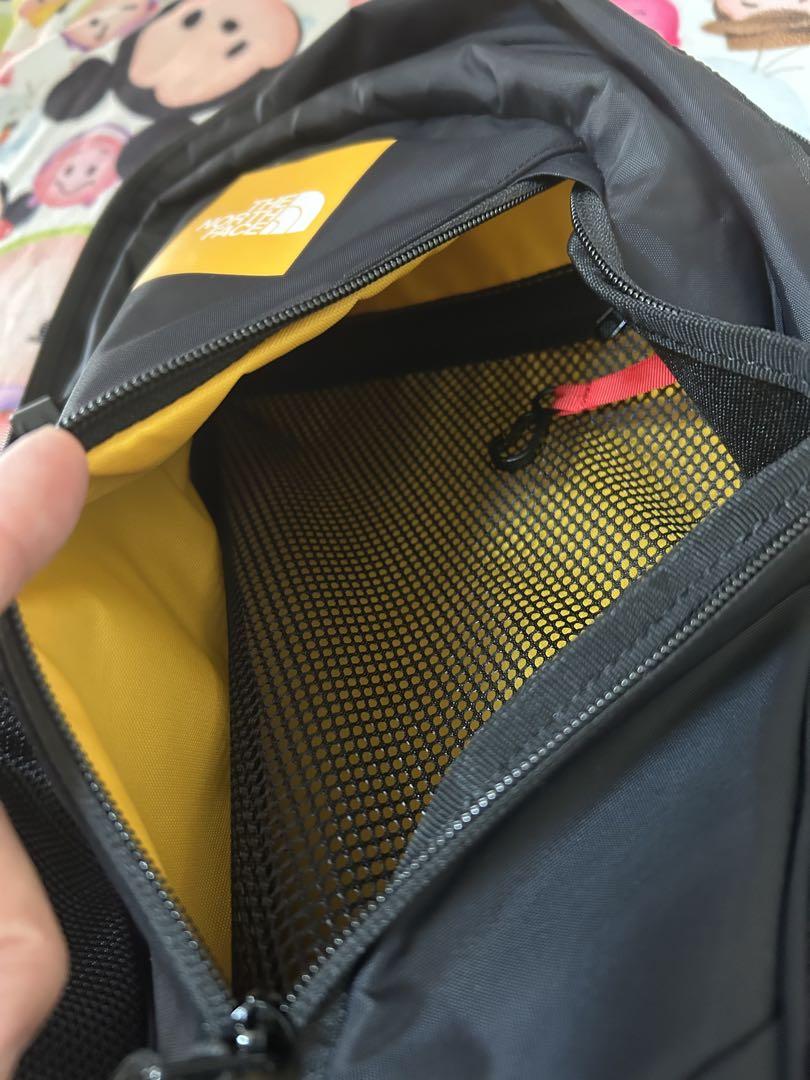 美品　THE NORTH FACE ROUNDY ブラックリュックキッズジュニア