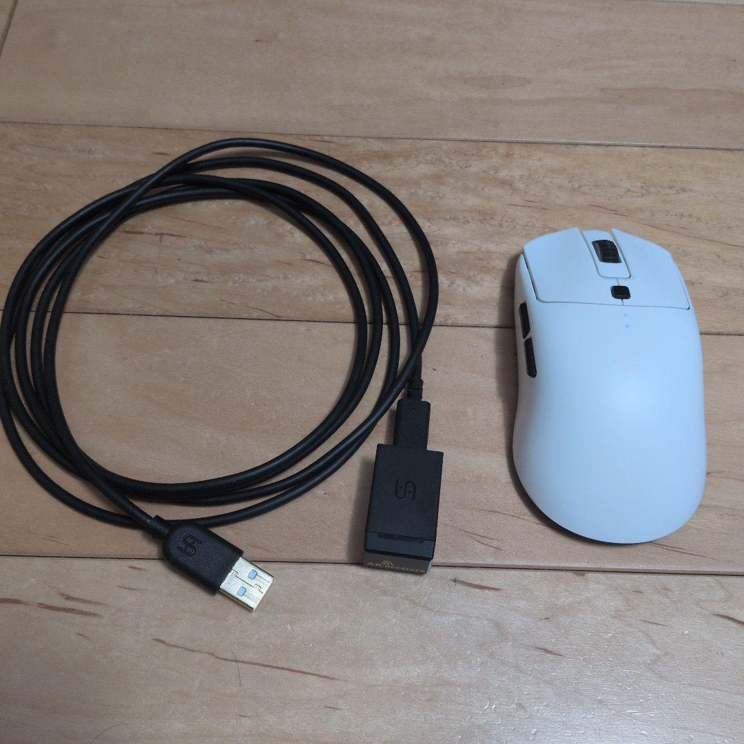 VAXEE XE-S 4K ホワイト