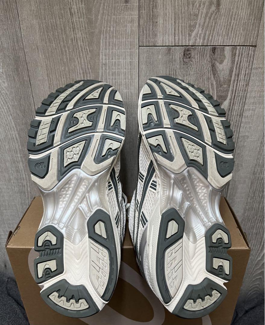 Asics Gel-Kayano 14  Birch/Dark Pewter