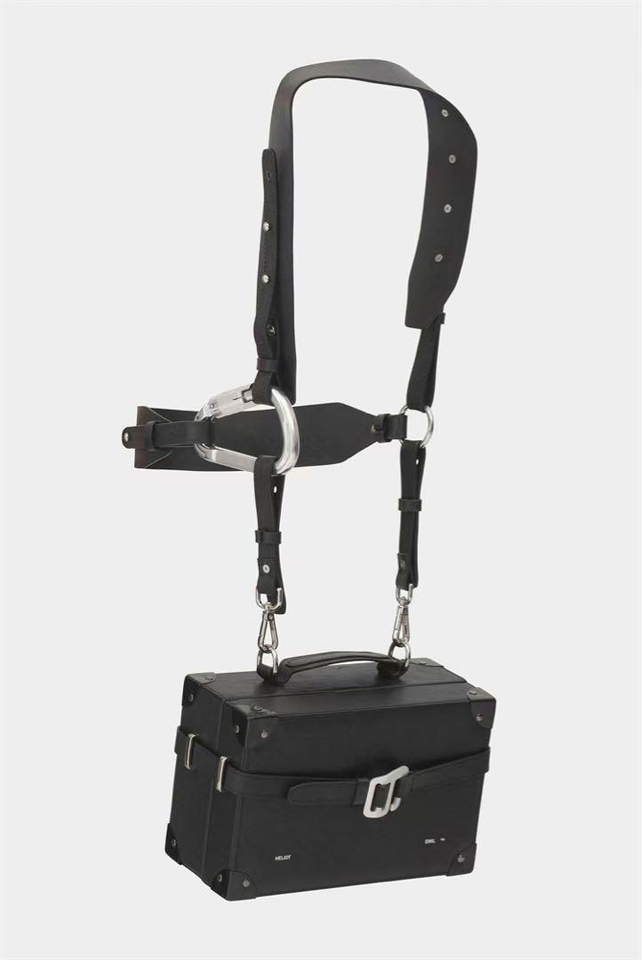 HELIOT EMIL　LEATHER TRUNK BAG