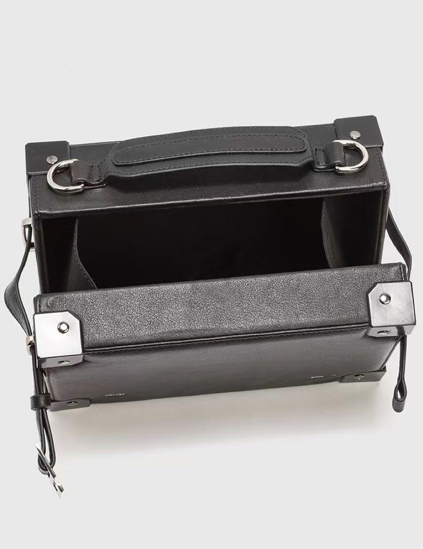 HELIOT EMIL　LEATHER TRUNK BAG