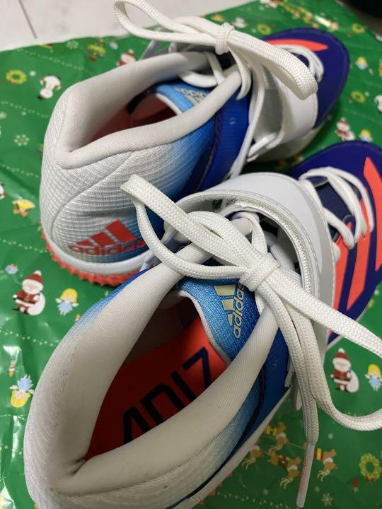 やり投げシューズ　ADIZEROジャベリン