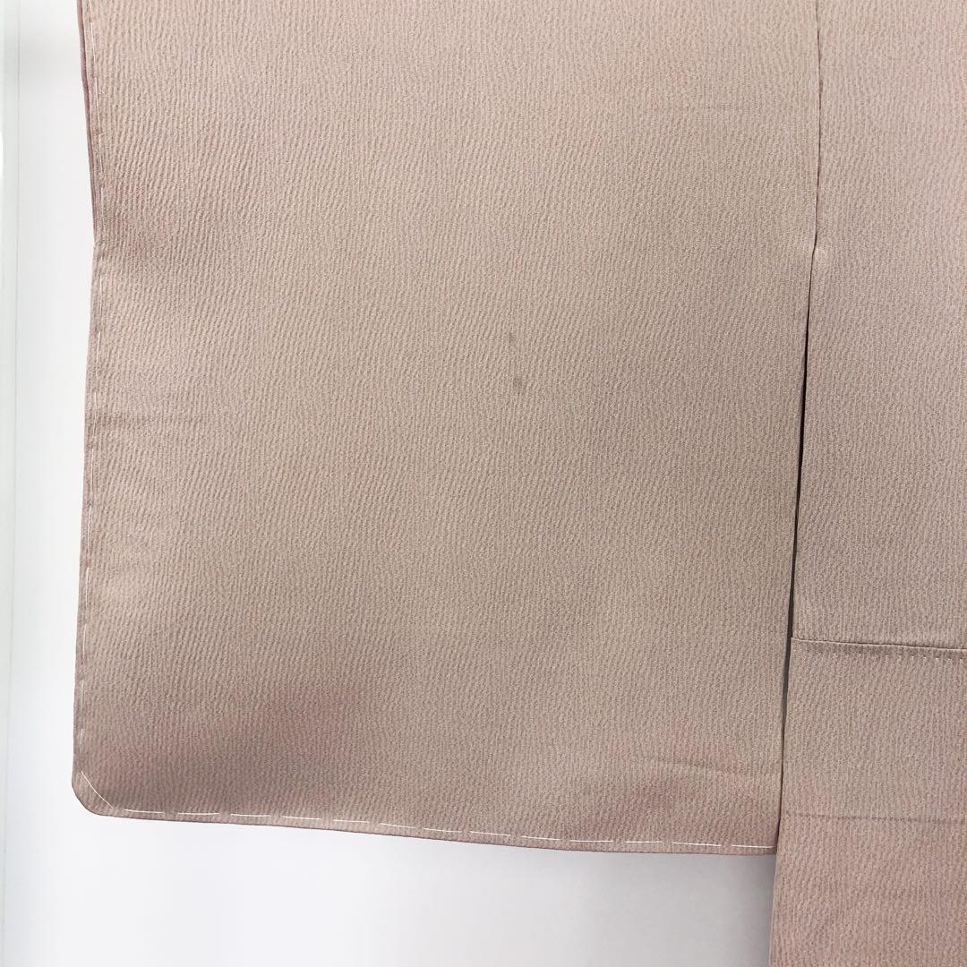 付下げ 上品な草模様 縮緬 梅鼠色 しつけ糸 K-4498 付下げ 上品な草模様 縮緬 梅鼠色 しつけ糸 K-4498