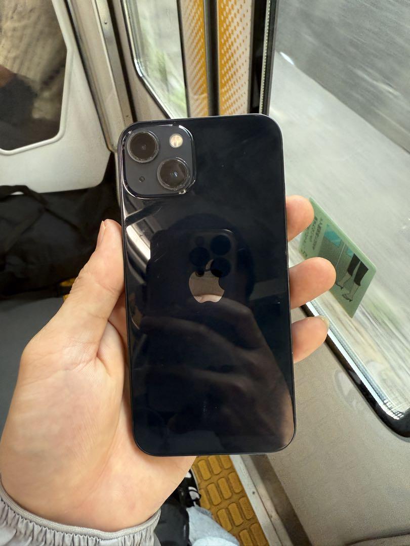 Apple iPhone 13 ブラック