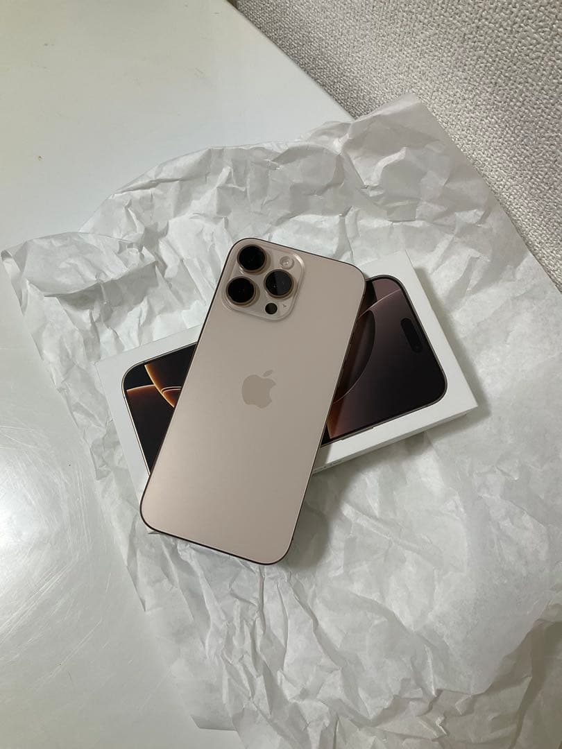 iPhone 16Pro Max SIMフリー バッテリー100% おまけ付き