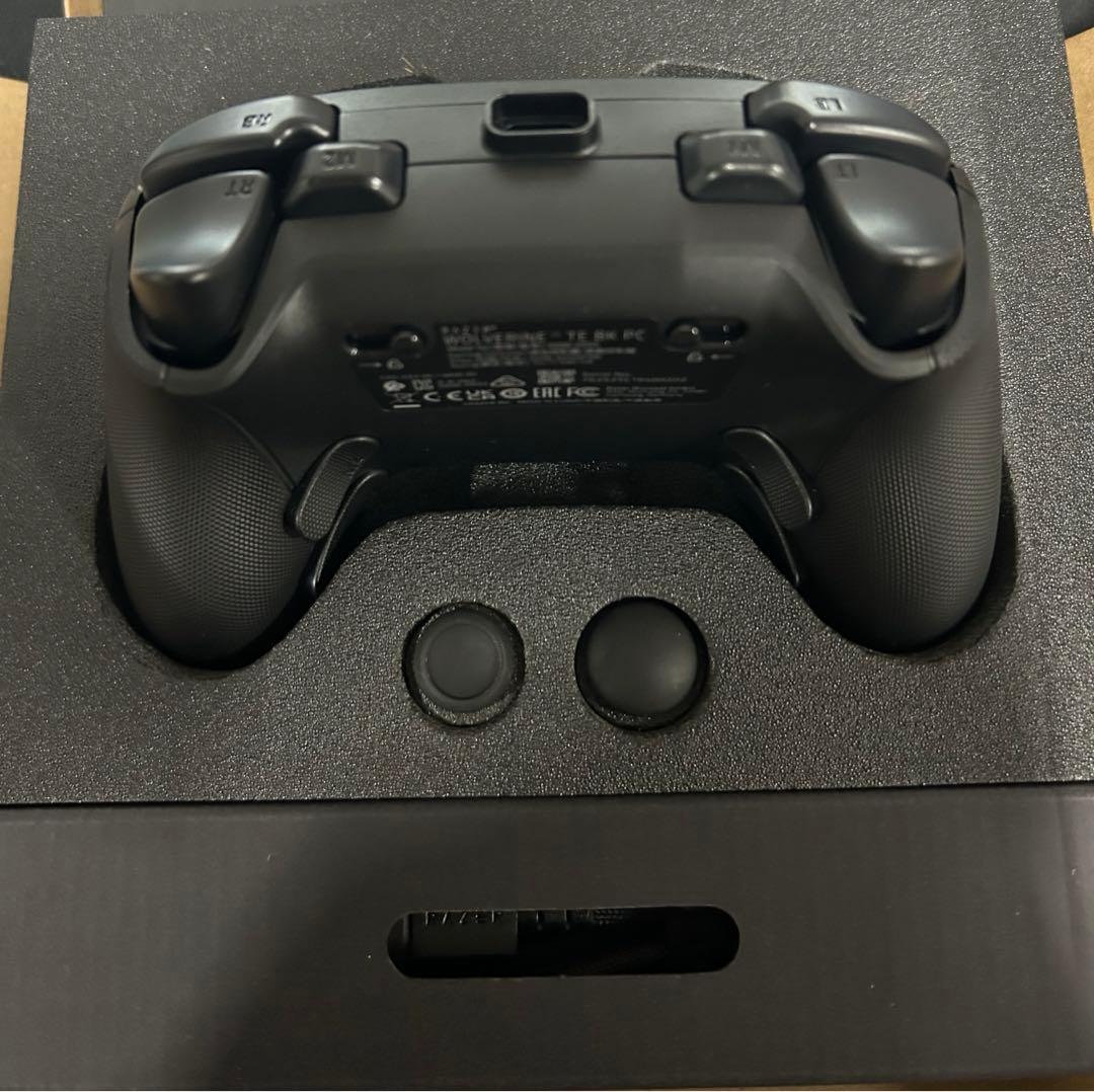 Razer レイザー Wolverine V3 Razer レイザー Wolverine V3