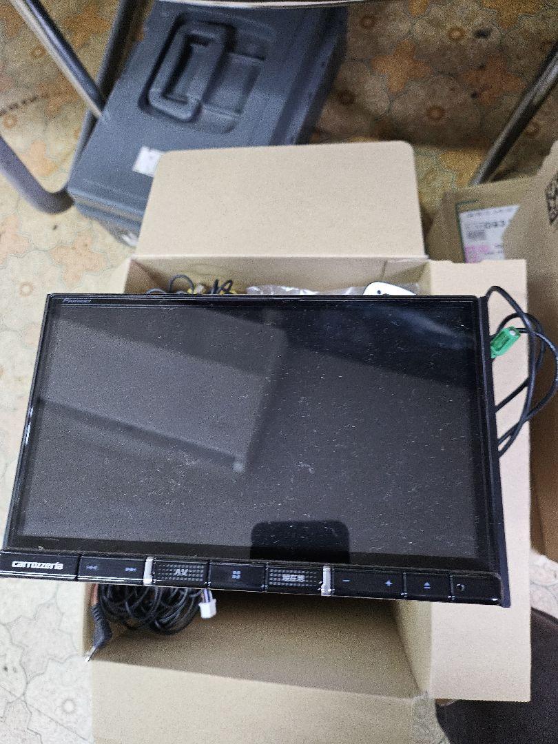 Pioneer AVIC-RL711-E カーナビ　ジャンク？