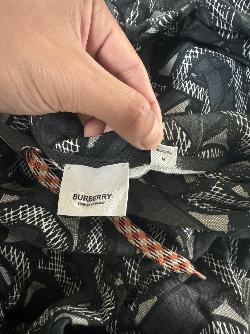 BURBERRY パーカー