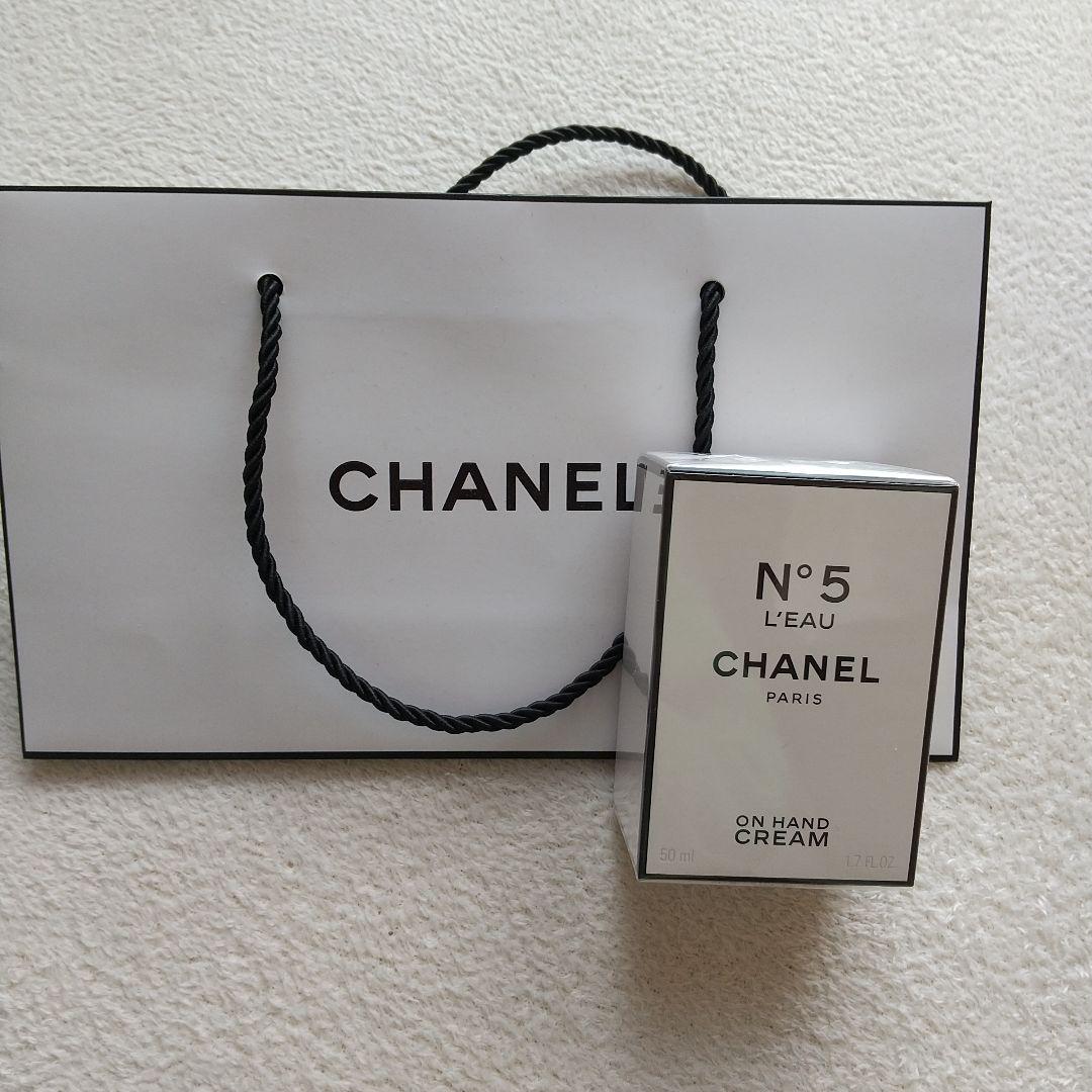 CHANEL N°5 ローハンドクリーム
