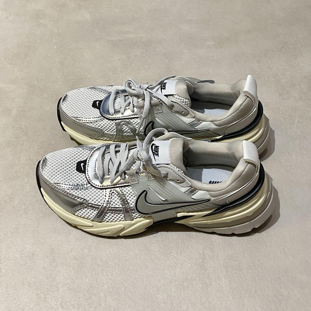 NIKE/ナイキ V2K ラン 24.5cm【箱あり】
