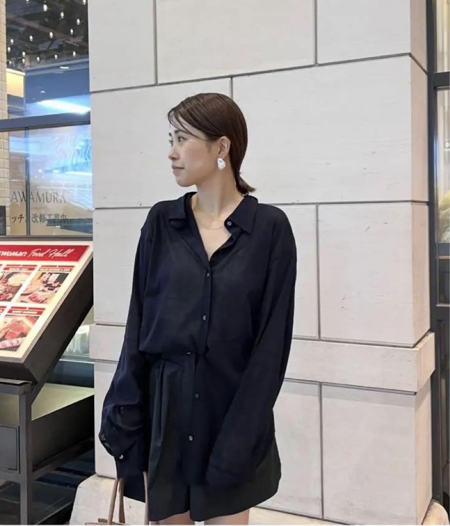 新品未使用　エトレトウキョウ　ETRETOKYOコットンワークシャツ ETRE TOKYO - コットンボリュームスリーブシャツ - NAVY