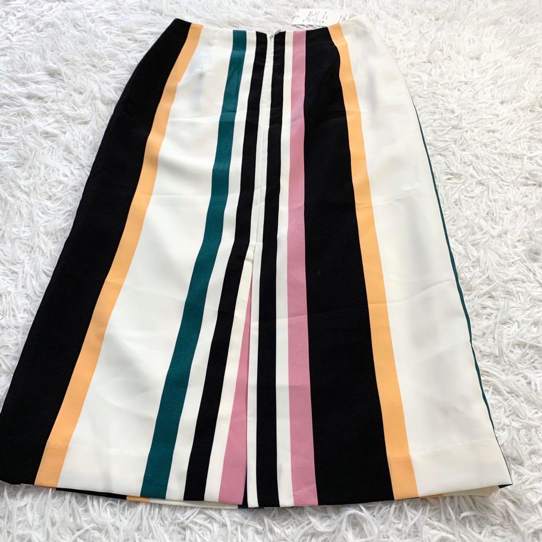 【新品タグ付】トゥモローランド　マルチカラーストライプスカート　膝丈　XS
