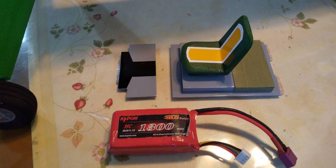ラジコン飛行機　自作機