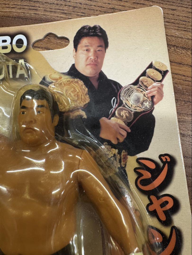 大人気 プロレス ジャンボ鶴田 オーカード付き フィギュア