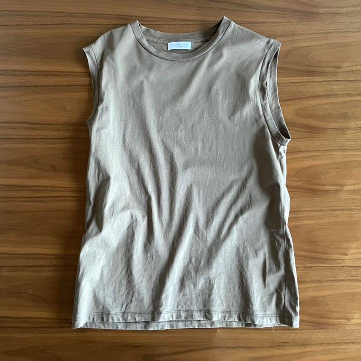 UNITED ARROWS ノースリーブカットソー - メルカリ UNITED ARROWS ノースリーブカットソー - メルカリ