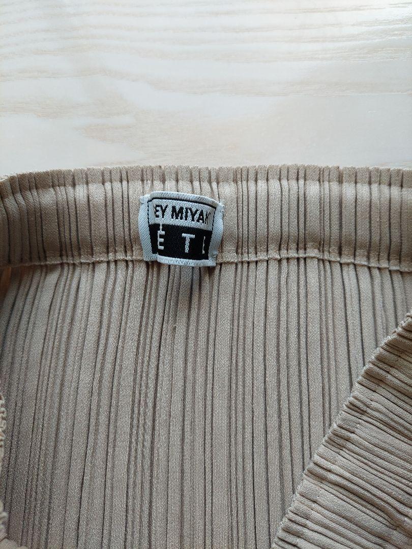 イッセイミヤケ ISSEY MIYAKE FETE プリーツスカート