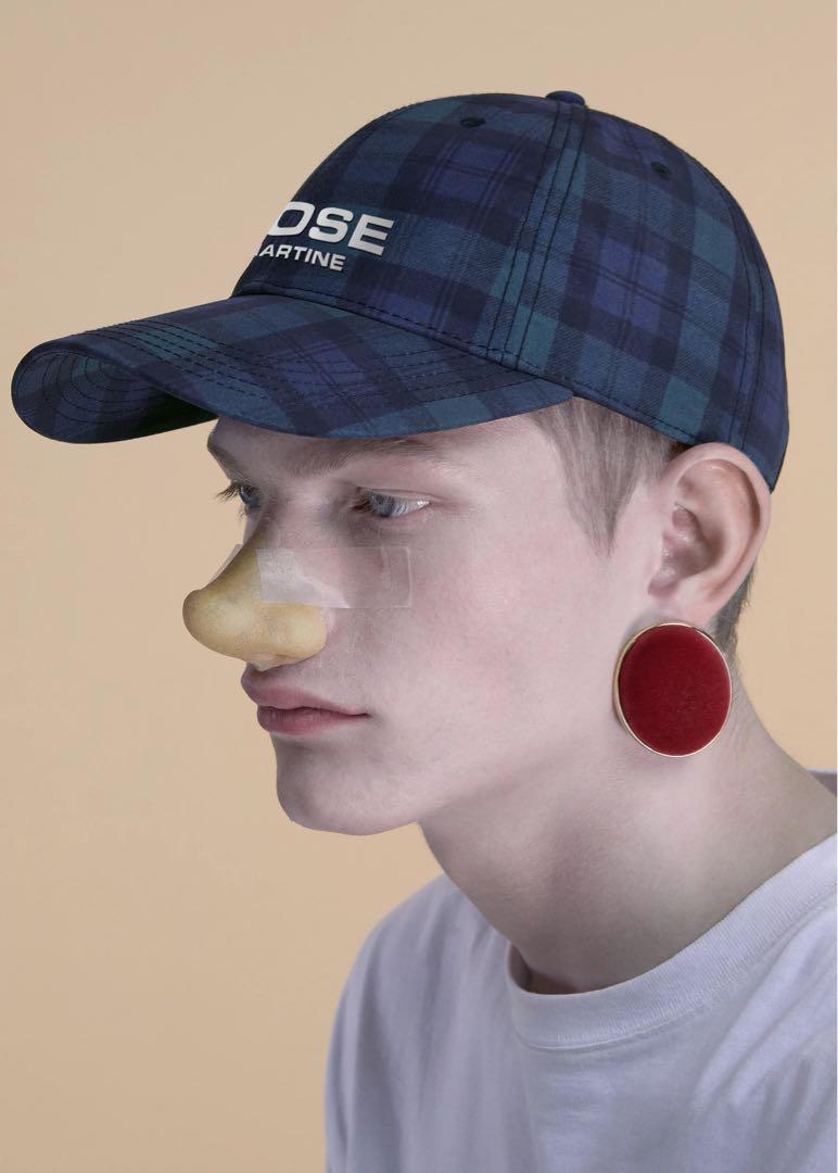 帽子 martine rose NYLON CAP in BLACK