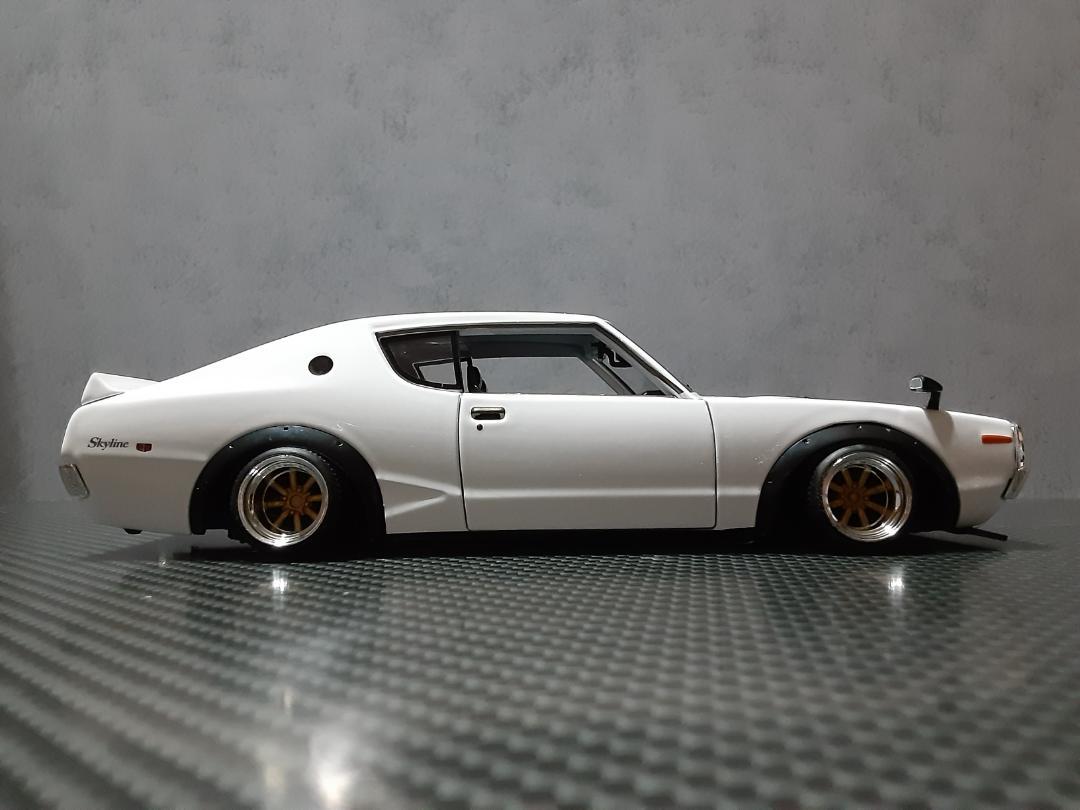 Maisto 1/24 日産 ケンメリ GT-R カスタム改 ワタナベ 金