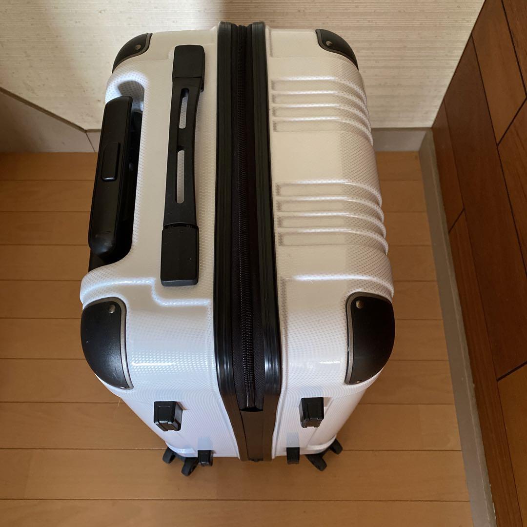 【美品】ALI　スーツケース ハードキャリー 31L カーボン　ホワイト　機内用