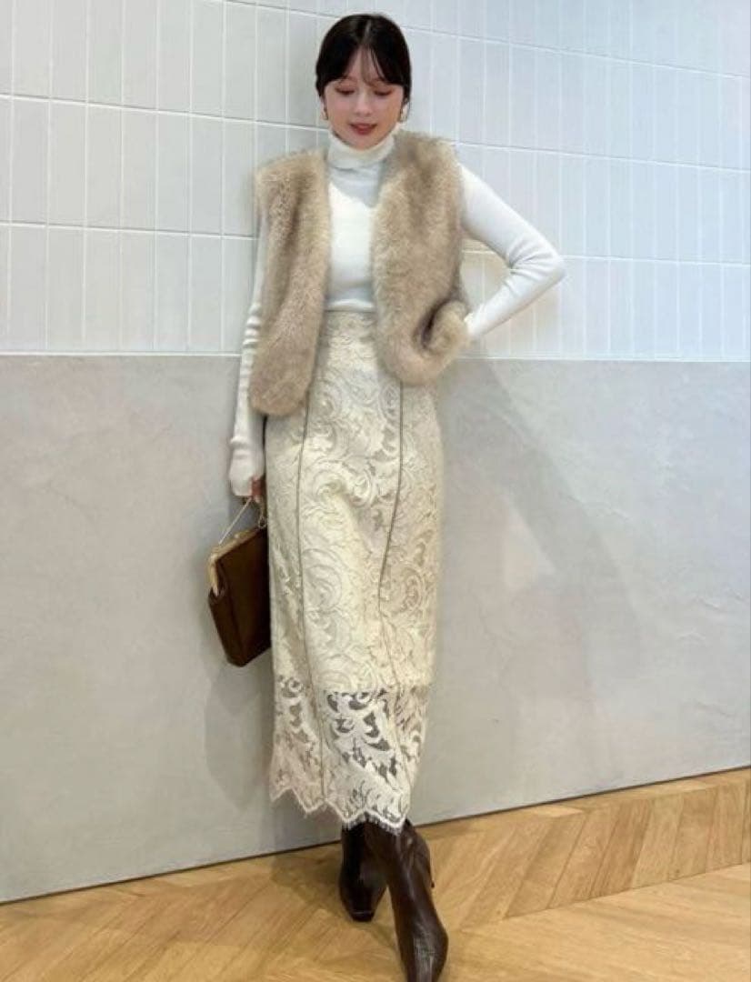 anuans ショートファーベスト 近年モデル