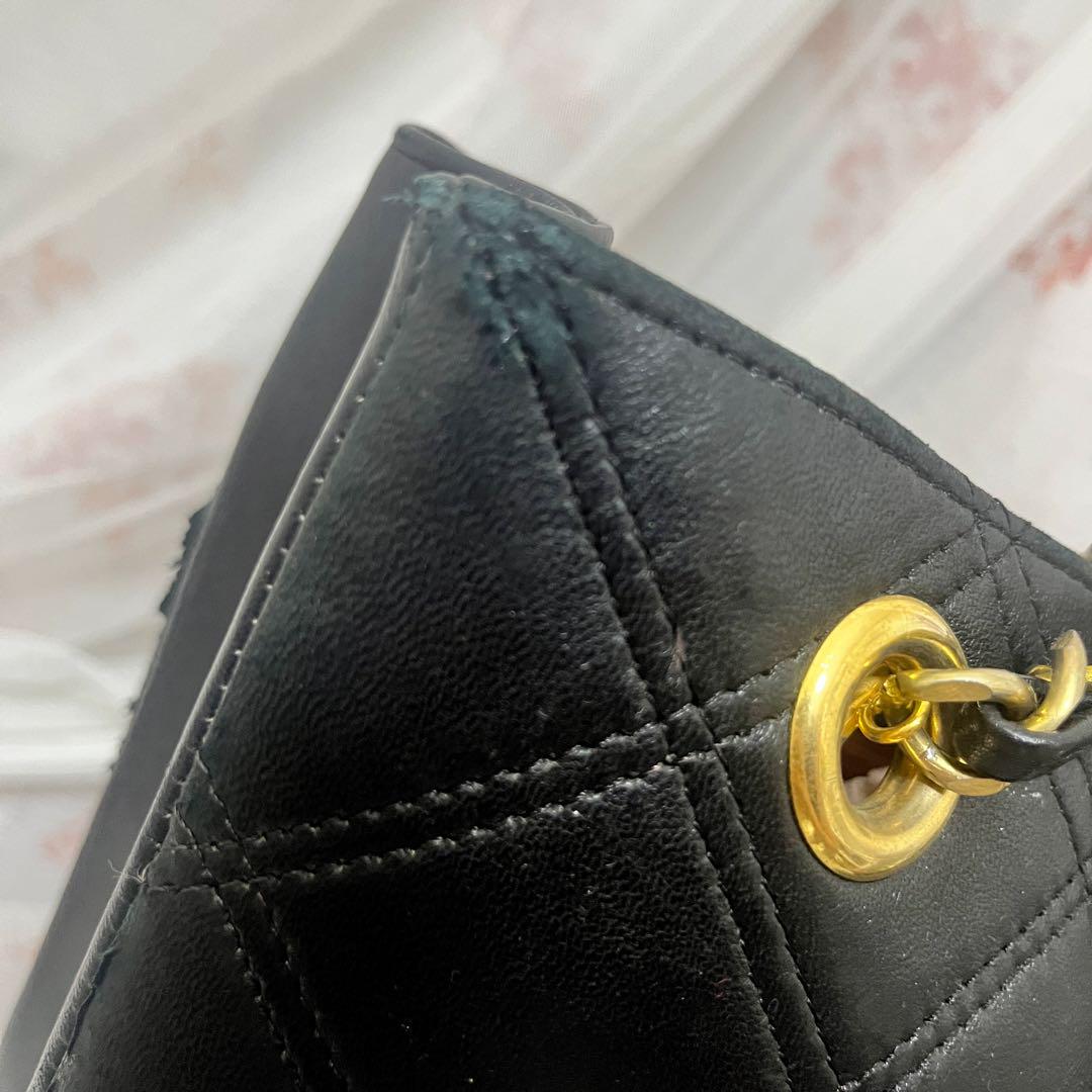 CHANELデカロゴヴィンテージショルダーバッグ