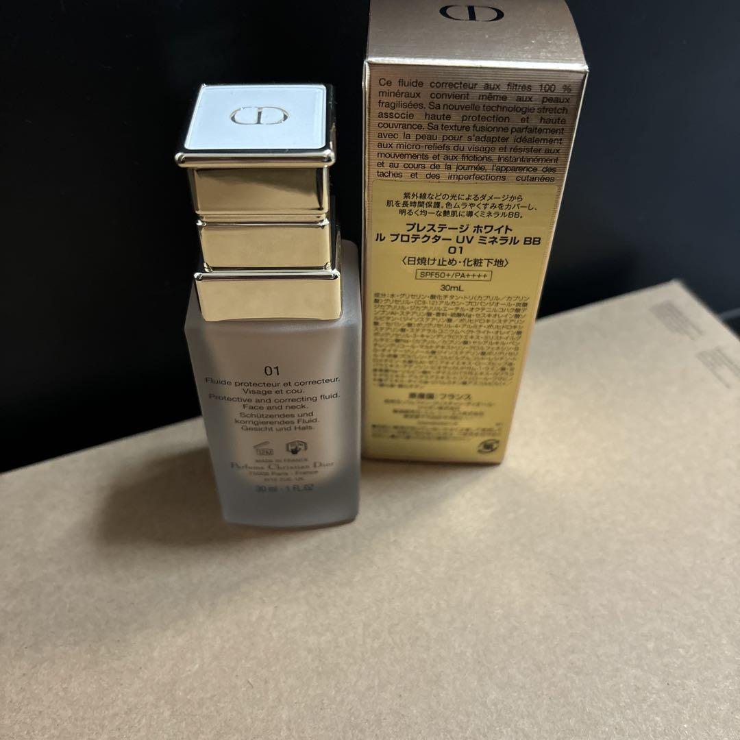 C.Dior  プレステージホワイトルプロテクターUVミネラルBB　ミネラルBB