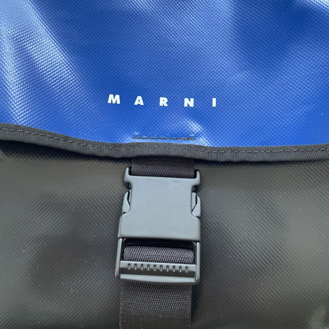 未使用新品タグ付き　MARNI マルニ PVC メッセンジャー/ショルダーバッグ