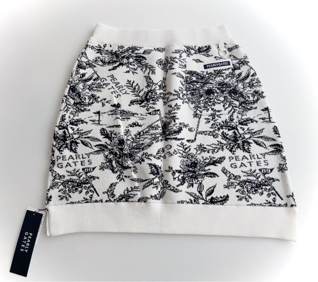 定価72,600円【新品】パーリーゲイツ　セットアップ　ホワイト　花柄