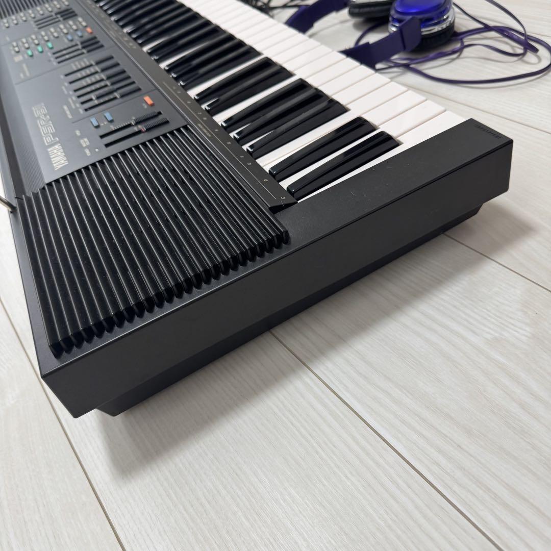 YAMAHA 電子ピアノ　電子キーボード