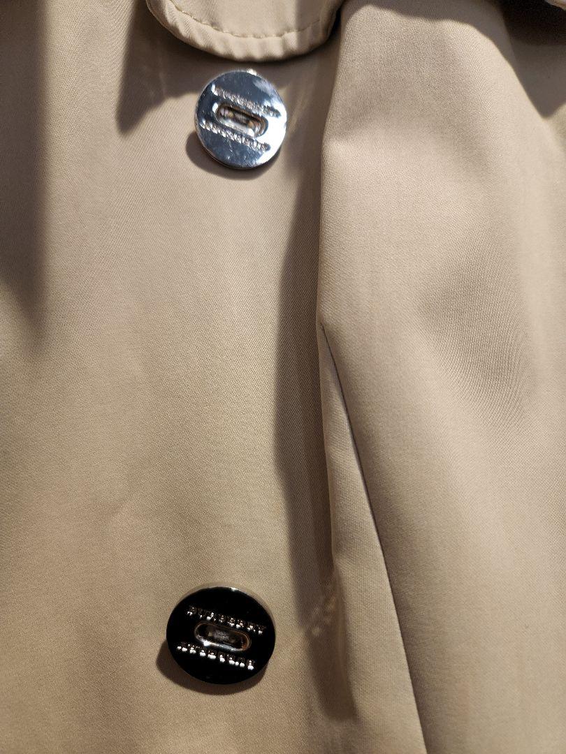 ☆BURBERRYバーバリーベージュ トレンチコート メタルボタン付き☆