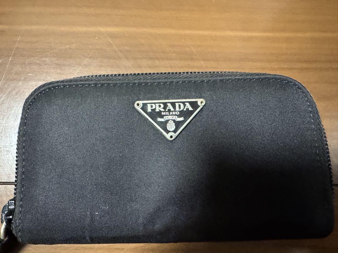 PRADA キーケース　イタリア製