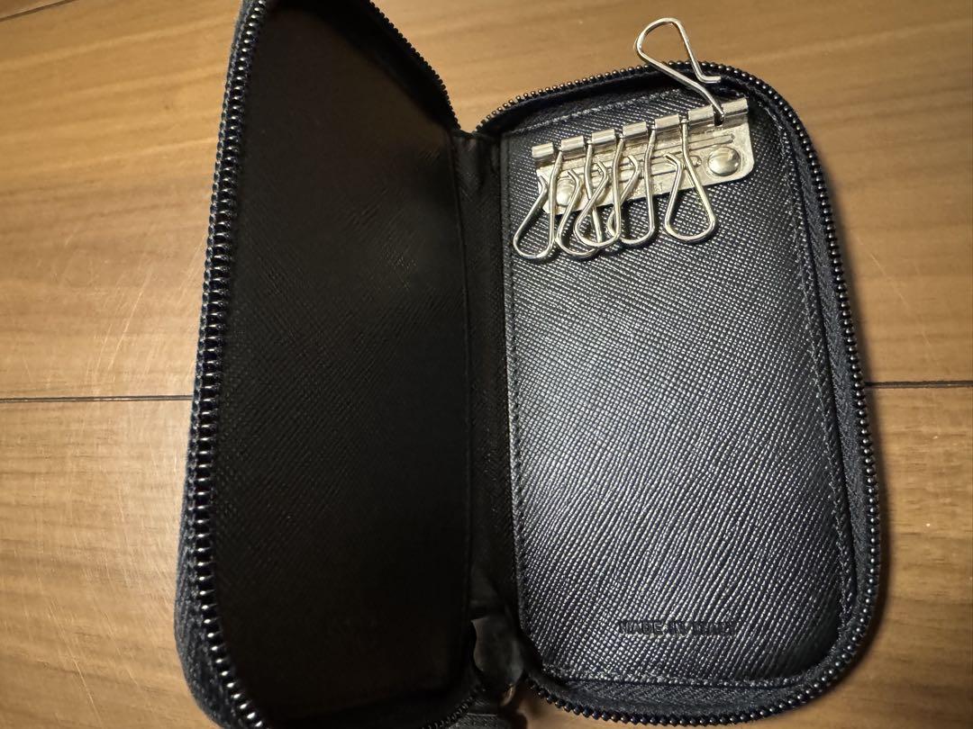 PRADA キーケース　イタリア製